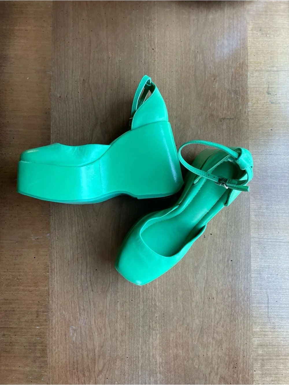 SCHUTZ Green Dunna Platform Pumps with Ankle Strap size EU 39 US 8/8.5